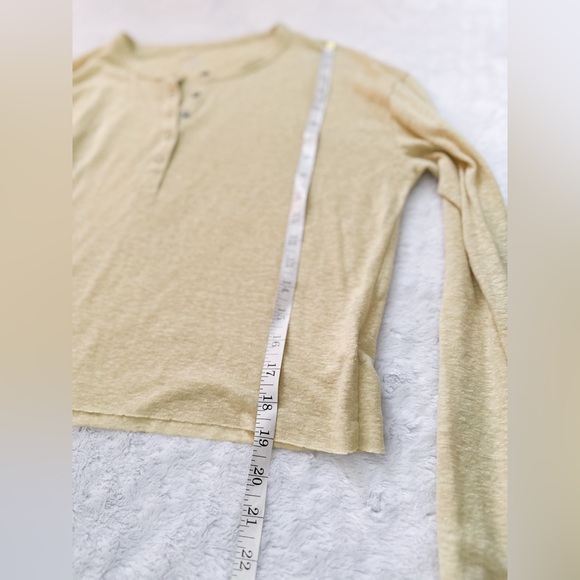AERIE Oversized Linen Blend Baby Yellow Ling Sleeve Henley Top - Picture 7 of 7